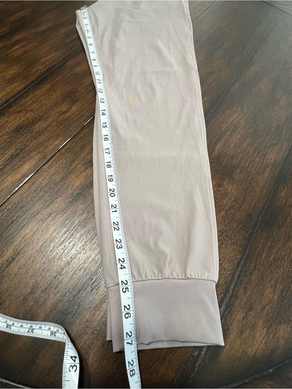 Crazy CRZ YOGA Stretch Drawstring Pocket Jogger 27'' Inseam Taupe EUC Small - Picture 8 of 10